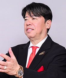 藤枝 慎治